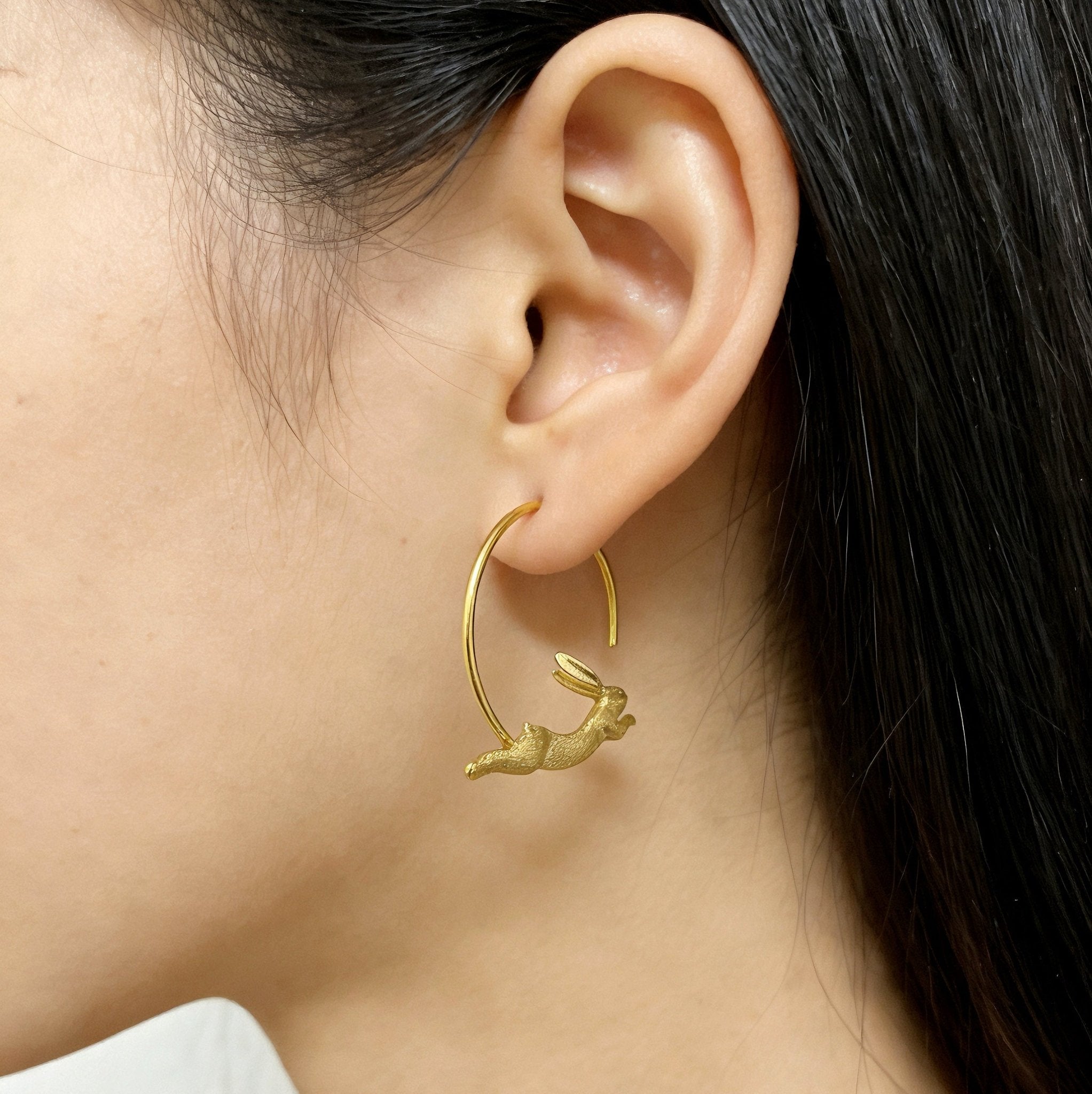 Running Bunny - Hoop Earrings | NEW - MetalVoque