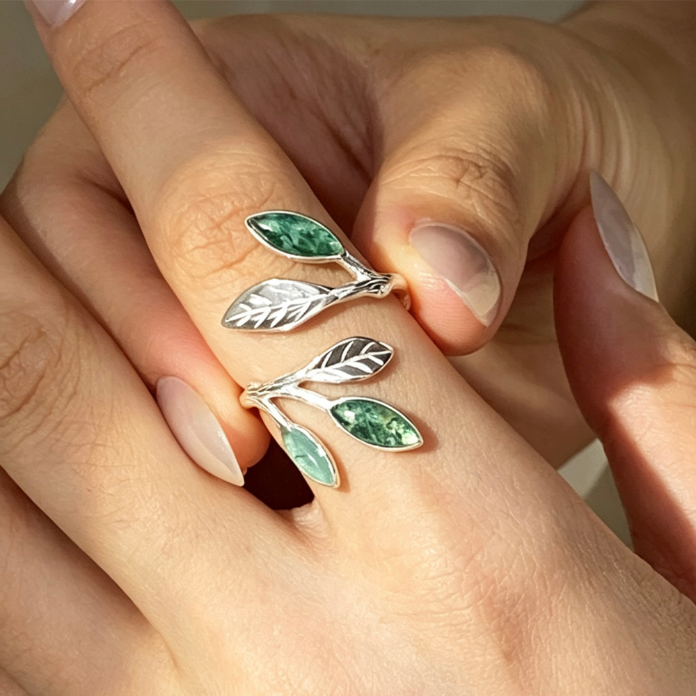Green Leafs - Adjustable Ring