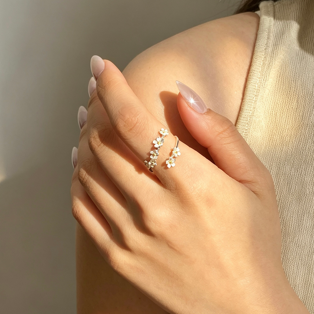 Small Forget-me-not Flowers - Adjustable Ring