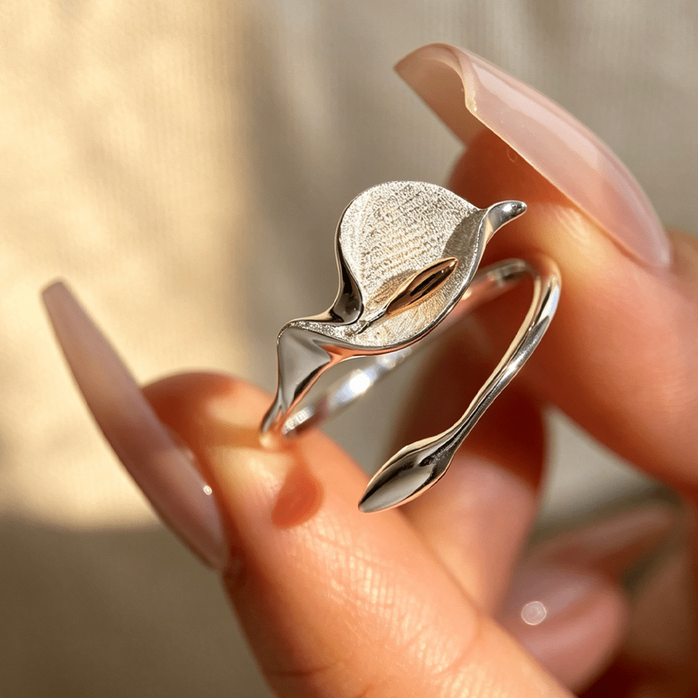 Calla Lily - Adjustable Ring | NEW - MetalVoque