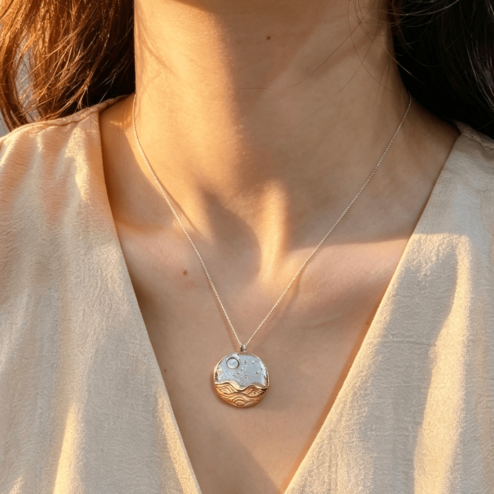 The Moonlight - Handmade Pendant - MetalVoque