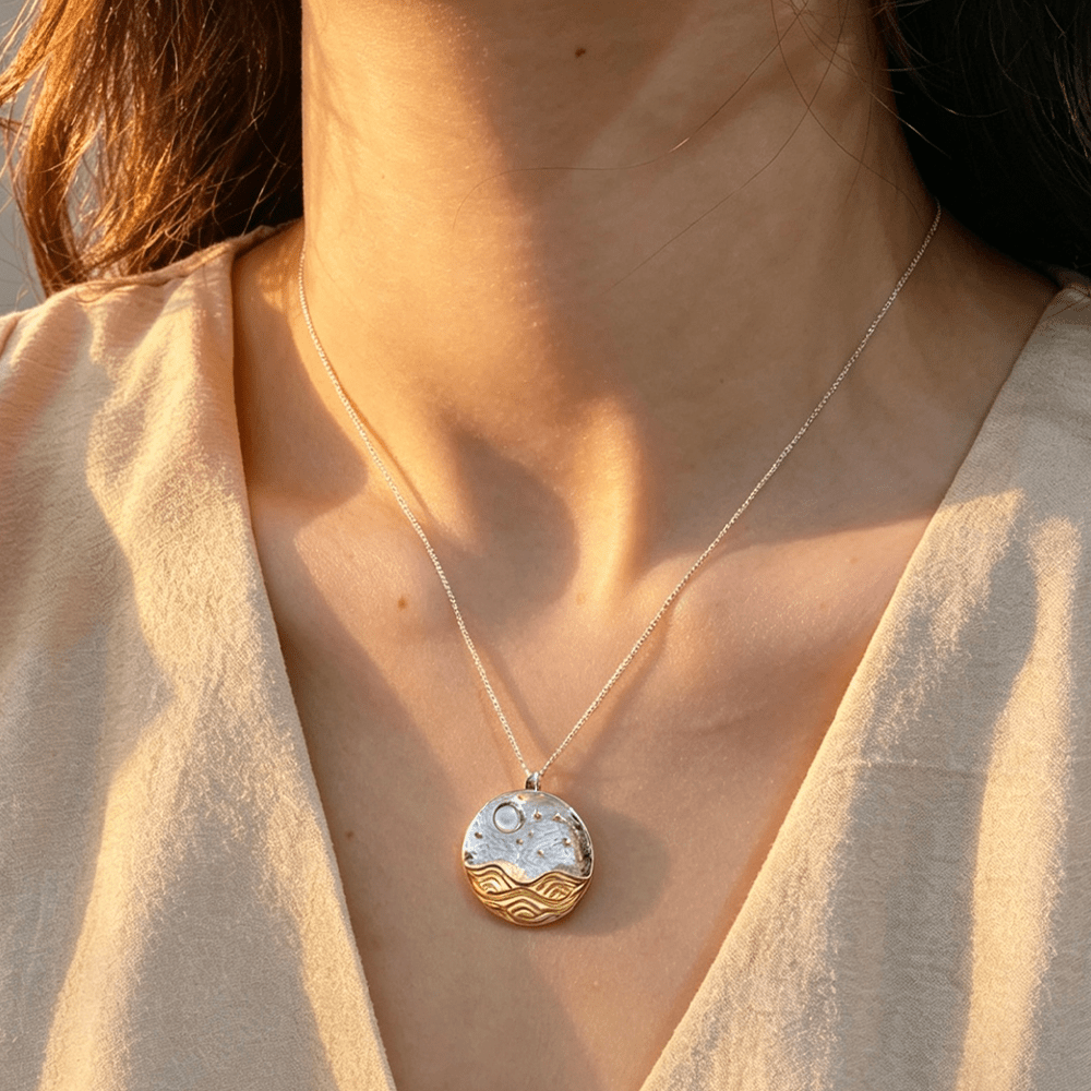 The Moonlight - Handmade Pendant - MetalVoque