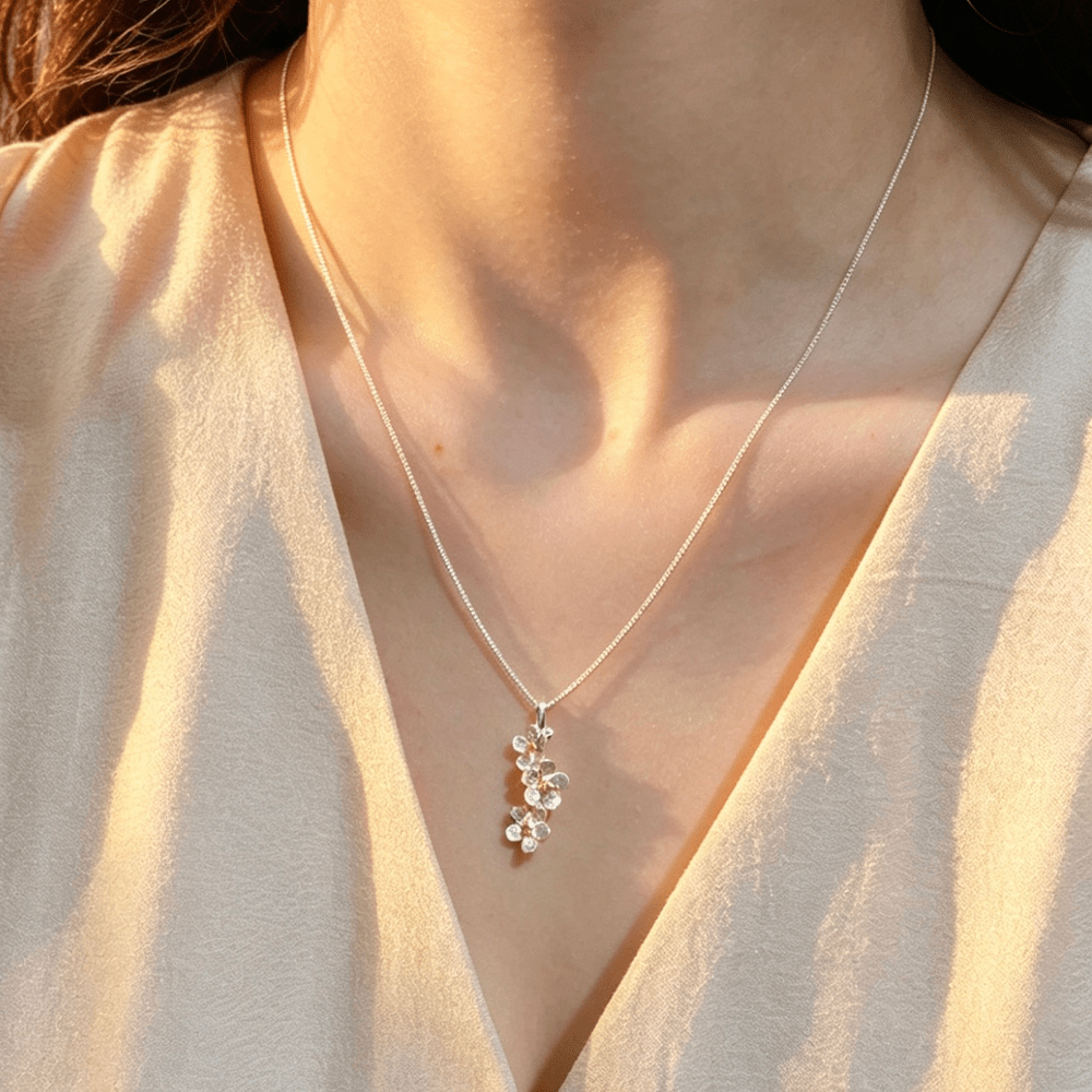 Forget-me-not Flower - Handmade Necklace - MetalVoque