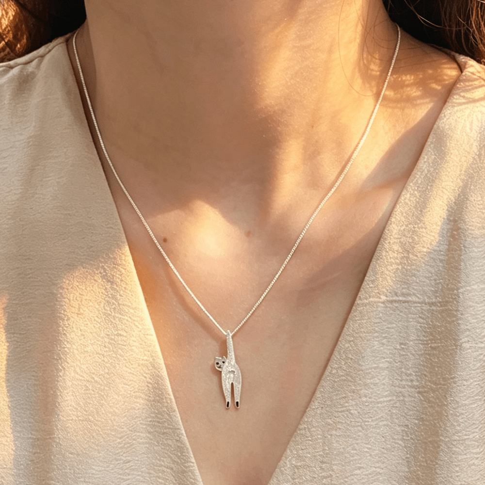 Confident Cat - Handmade Necklace - MetalVoque