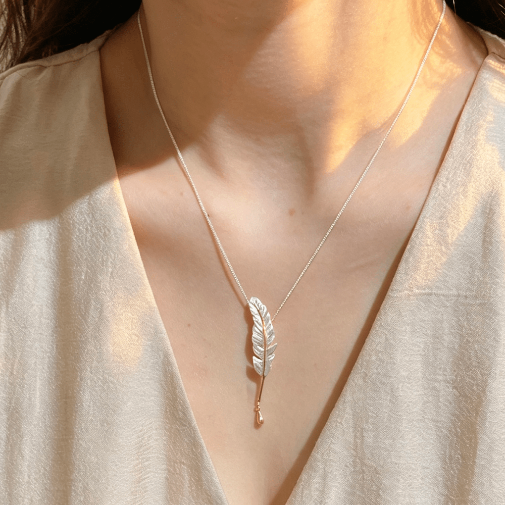 Vintage Feather - Handmade Necklace - MetalVoque