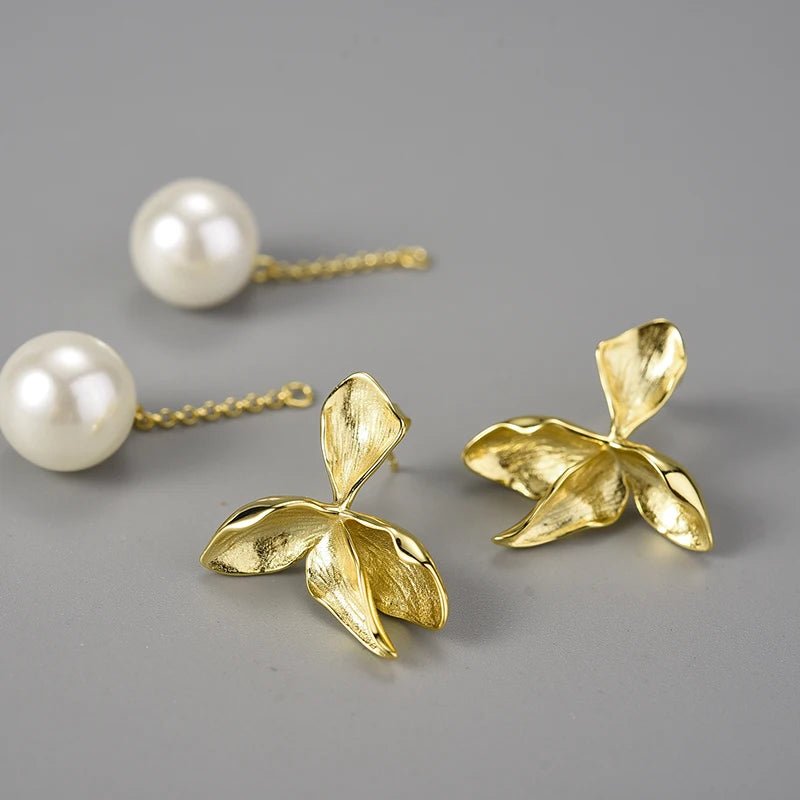 Four Leaf Pearl - Dangle Earrings | NEW - MetalVoque