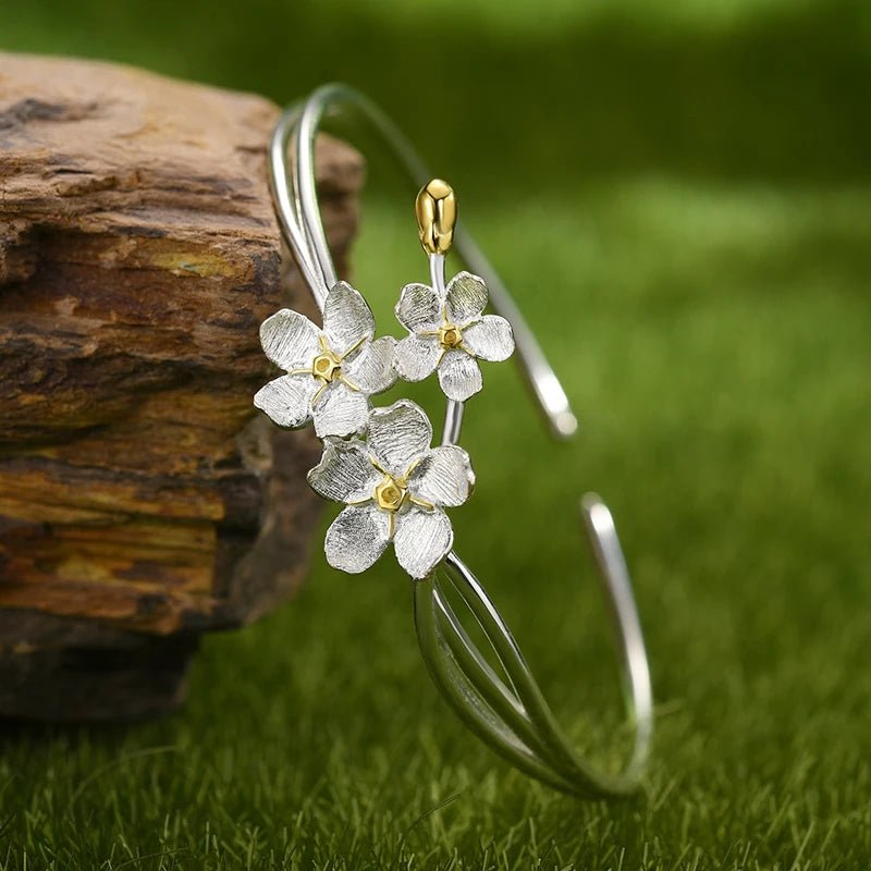 Forget-me-not Flower - Adjustable Bangle | NEW - MetalVoque