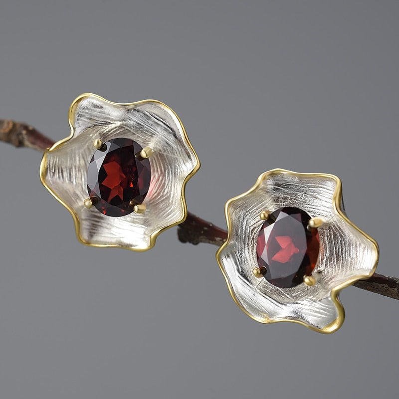 Baroque Leaf - Stud Earrings