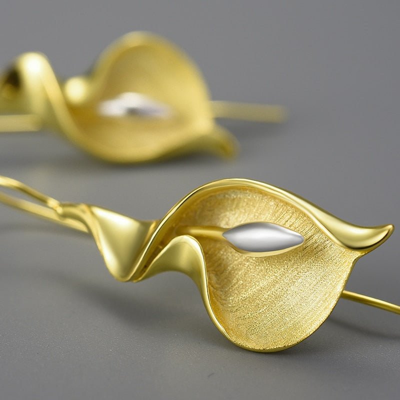 Big Calla Lily - Dangle Earrings