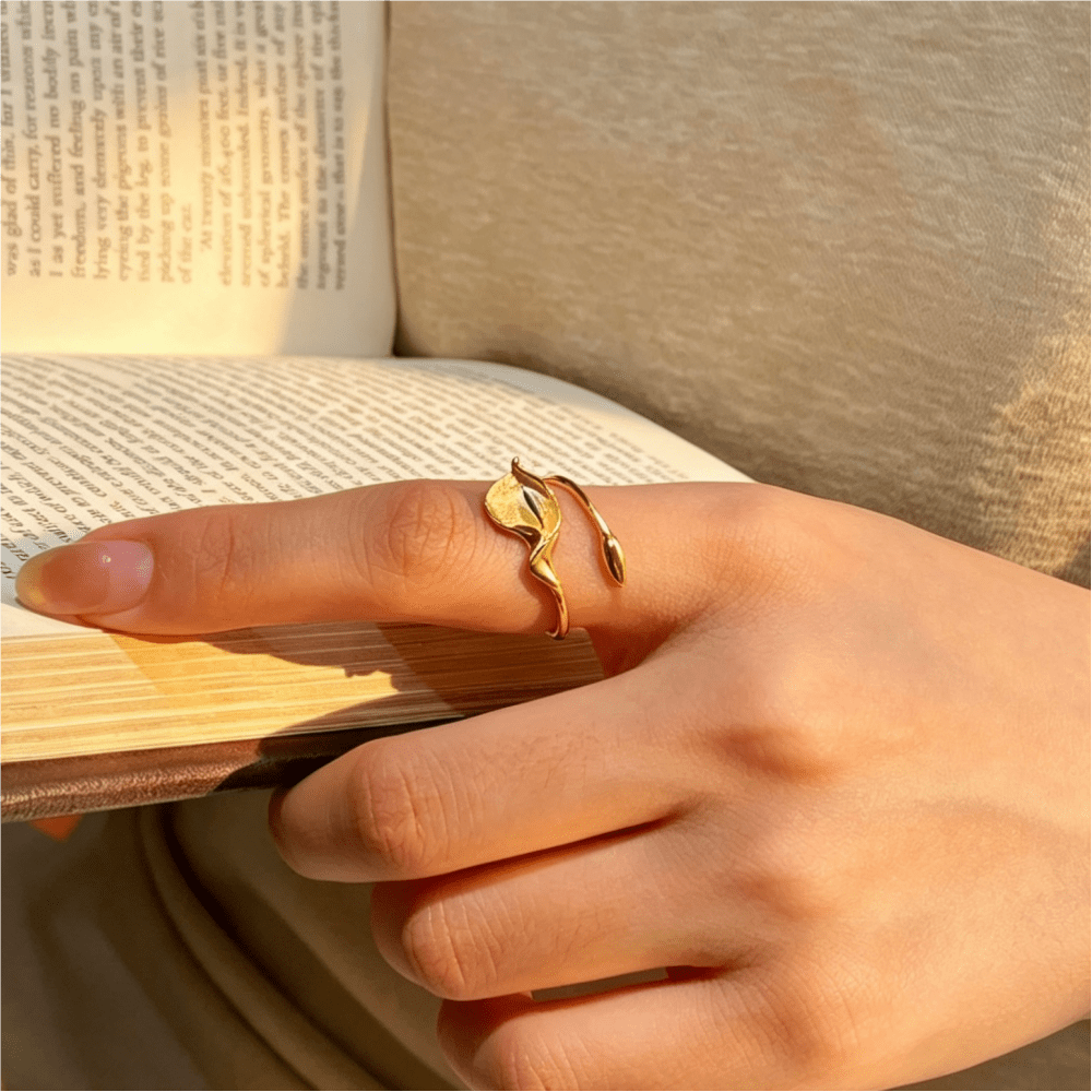 Calla Lily - Adjustable Ring | NEW - MetalVoque