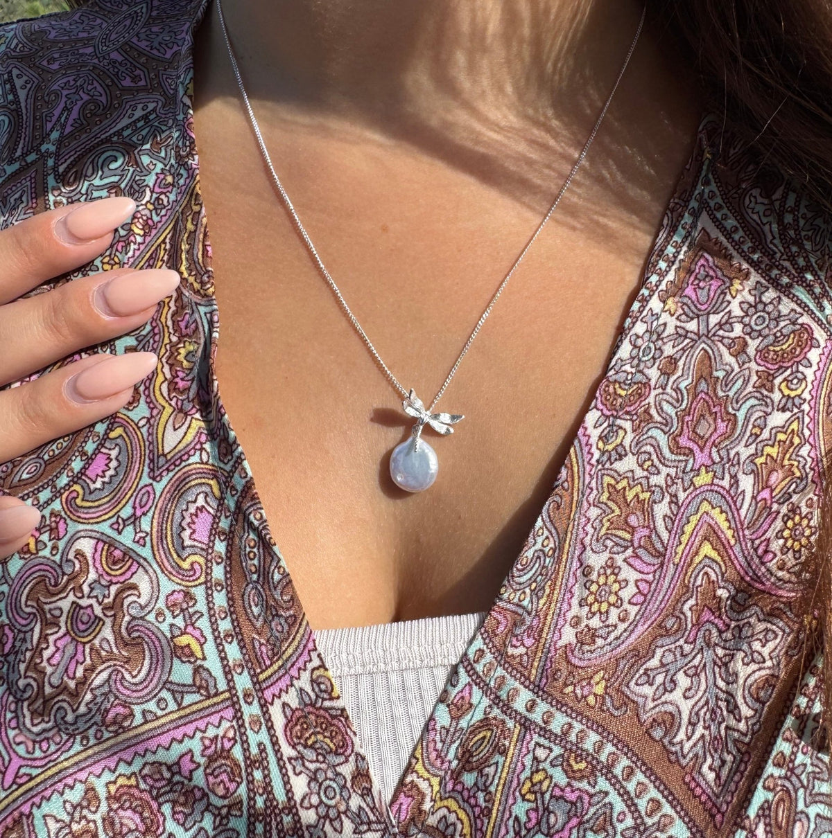 Mother Pearl Dragonfly - Handmade Pendant | NEW - MetalVoque