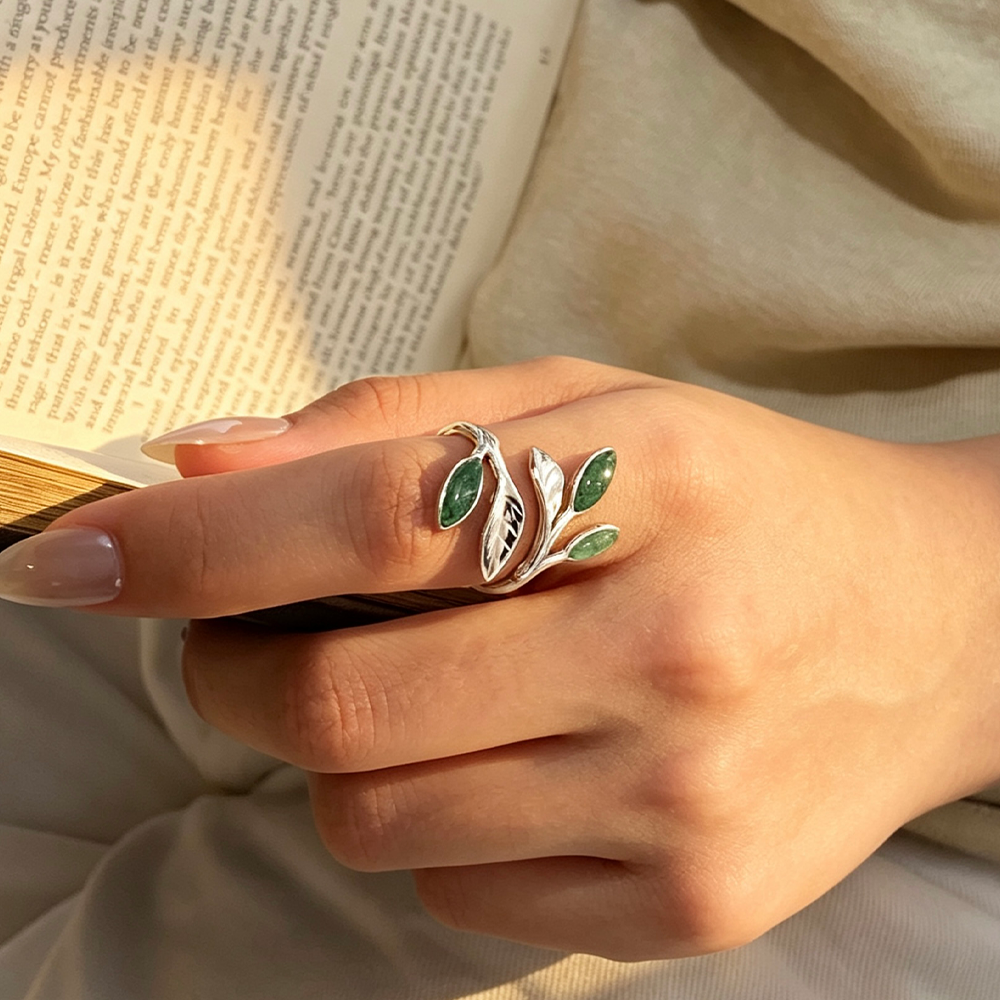 Green Leafs - Adjustable Ring