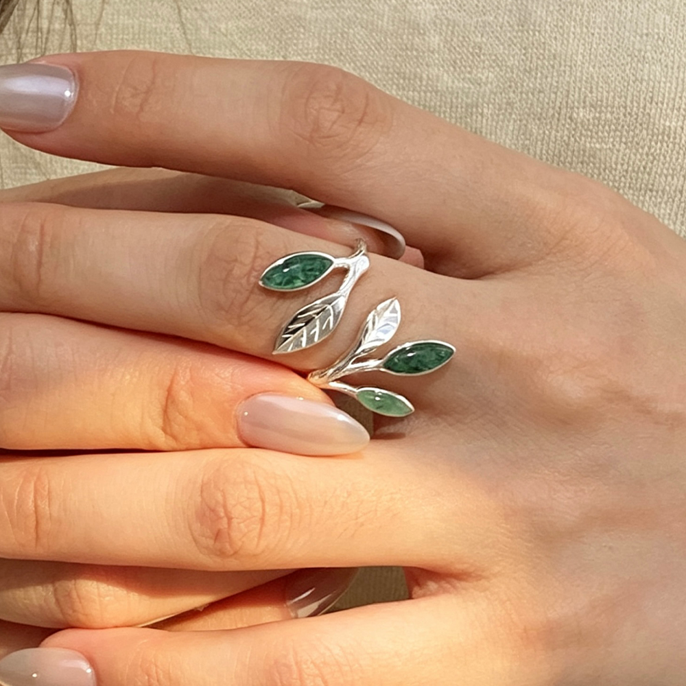 Green Leafs - Adjustable Ring