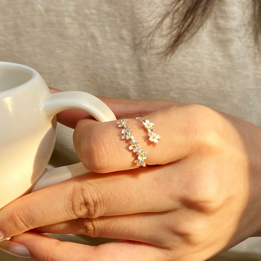 Small Forget-me-not Flowers - Adjustable Ring