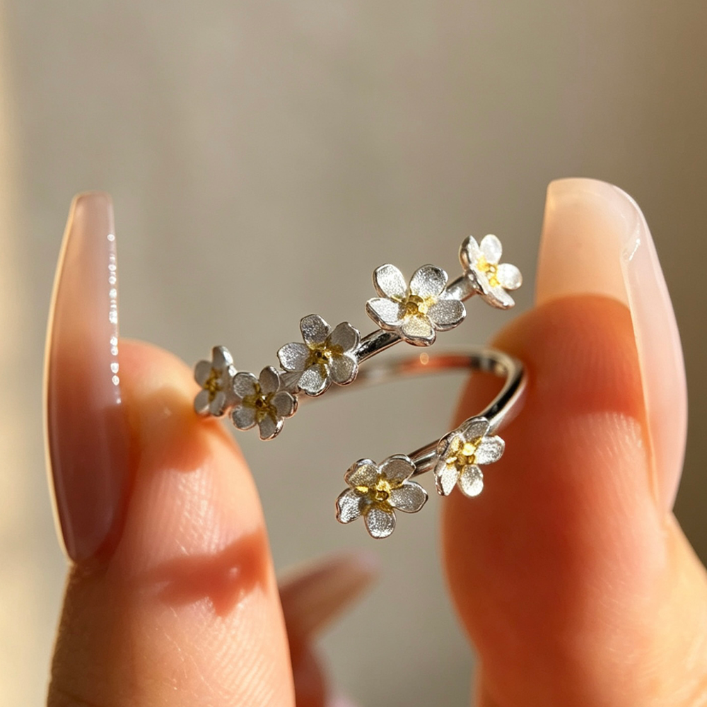 Small Forget-me-not Flowers - Adjustable Ring
