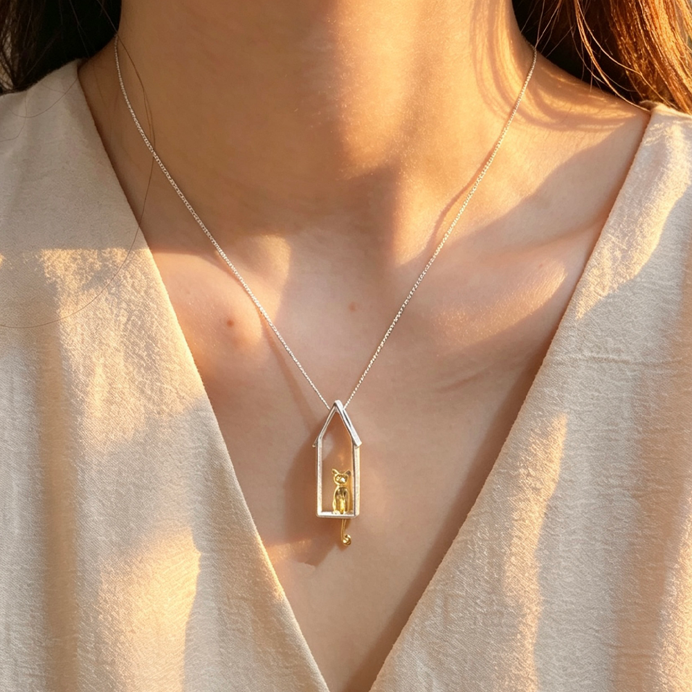 Gazing Cat - Handmade Pendant