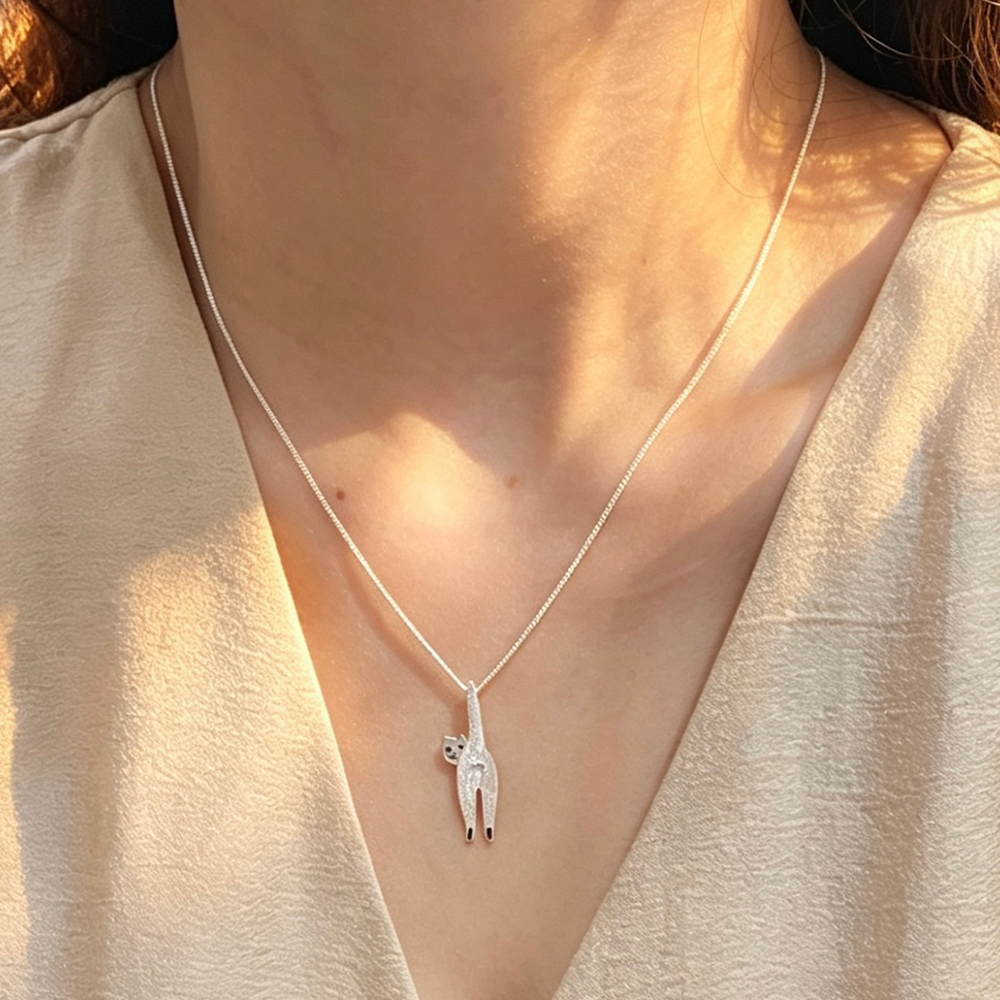 Confident Cat - Handmade Necklace