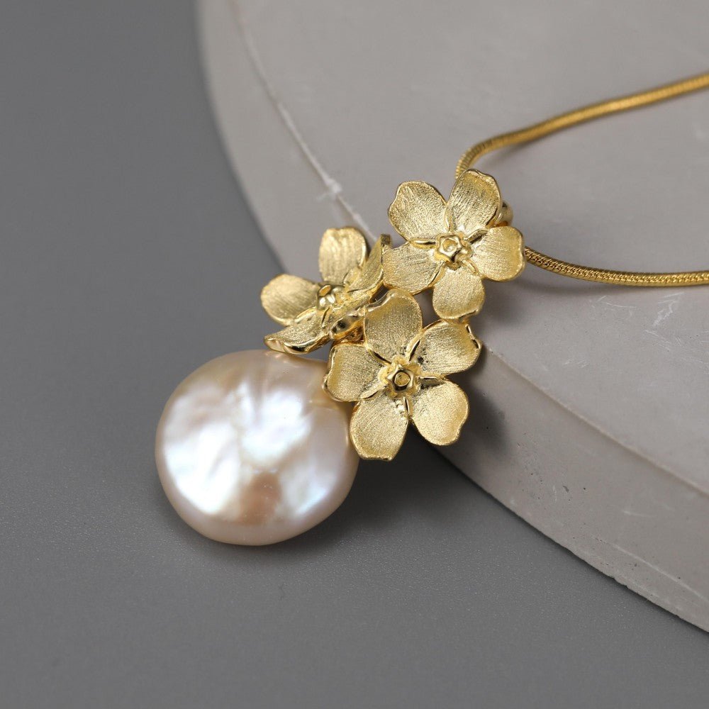 Mother Pearl Forget-me-not - Handmade Necklace | NEW - MetalVoque
