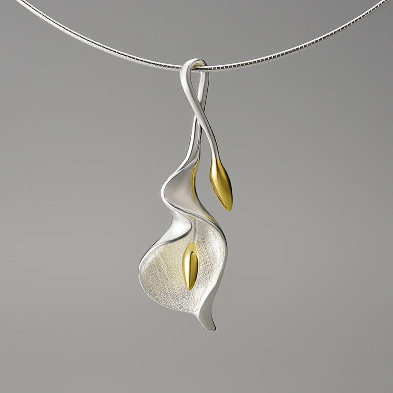 Calla Lily - Handmade Necklace | NEW