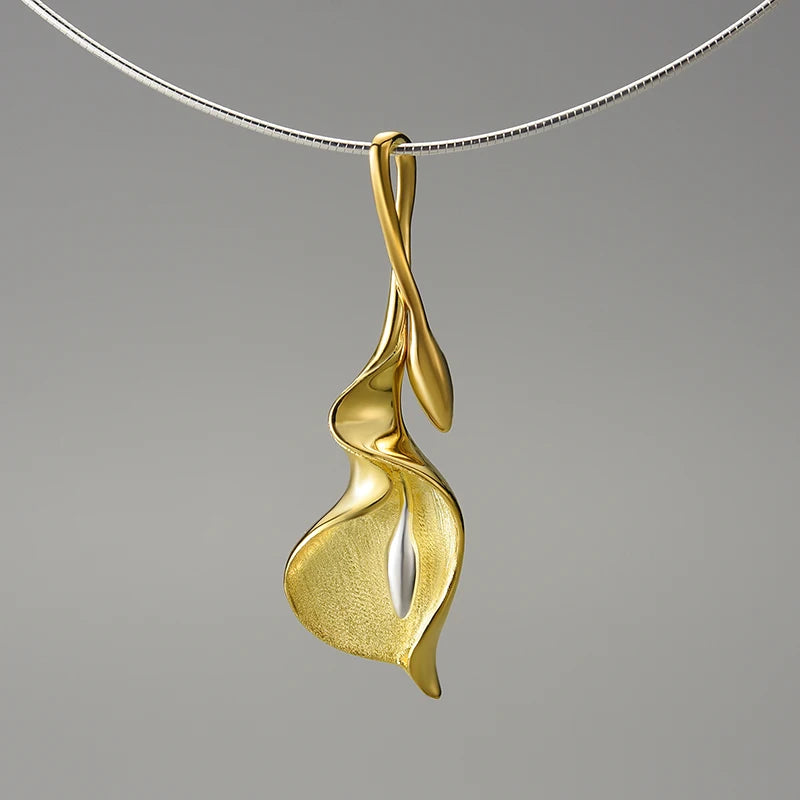 Calla Lily - Handmade Necklace | NEW