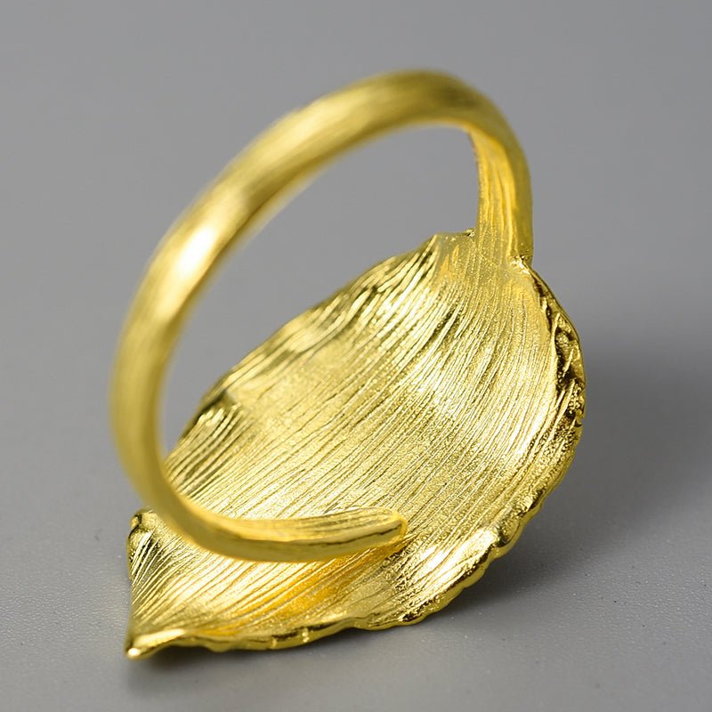 Pearly Leaf - Adjustable Ring