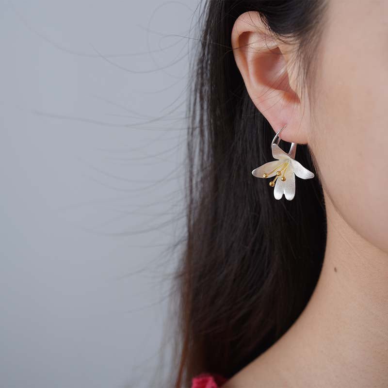 Blooming Lily - Dangle Earrings
