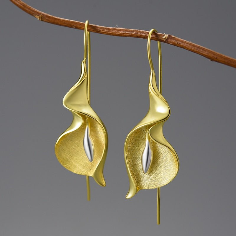 Big Calla Lily - Dangle Earrings