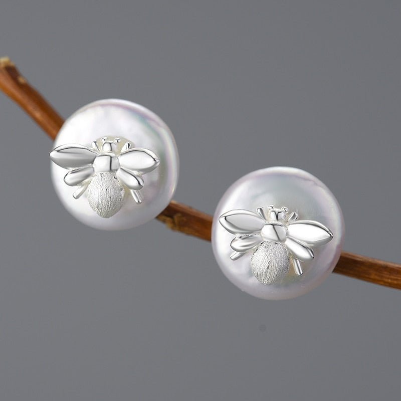 Baroque Honeybee - Stud Earrings