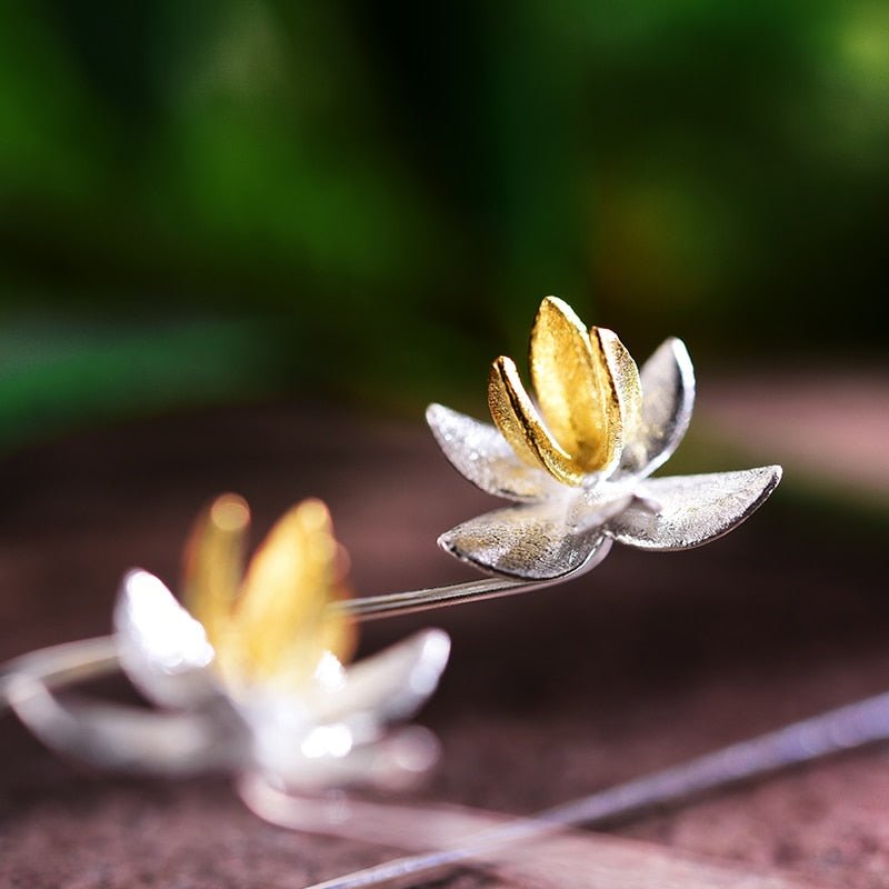 Blooming Flower - Dangle Earrings - MetalVoque